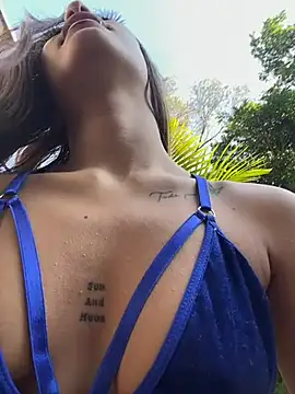 MystiqueXXX online show from 10-09-25, 01:09