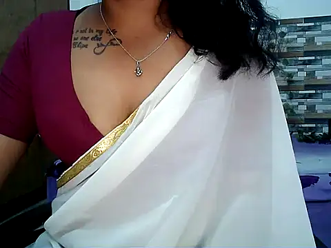 HOT AARVI11 online show from 12-17-25, 04:35