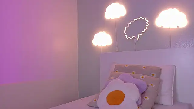 Snapshot of SamaGrey__ chatting on 12-01-25, 11:59 SamaGrey online show from 12-01-25, 11:59