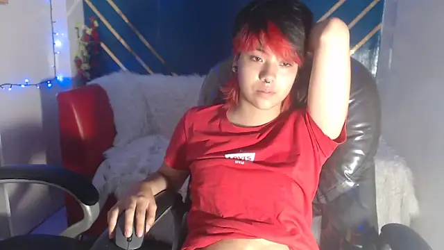 Snapshot of BJkoreanboy chatting on 09-18-25, 08:22 BJkoreanboy online show from 09-18-25, 08:22