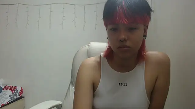 Snapshot of BJkoreanboy chatting on 10-09-25, 08:29 BJkoreanboy online show from 10-09-25, 08:29