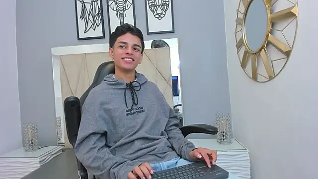 owen  johnson online show from 09-24-25, 11:57