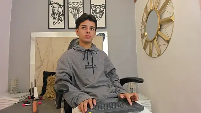 owen  johnson online show from 09-26-25, 11:47