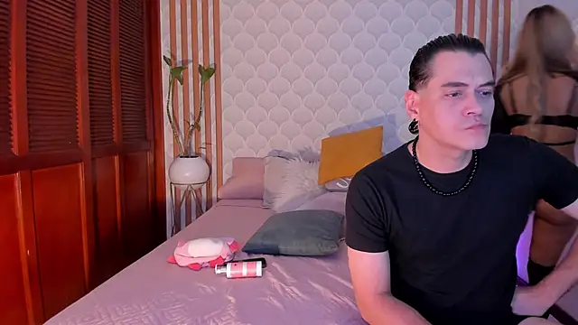 Snapshot of Cristian_blaze chatting on 09-22-25, 12:34 Cristian blaze online show from 09-22-25, 12:34