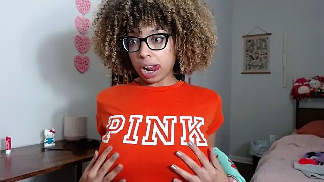 Cherribombzz online show from 02-17-26, 07:53