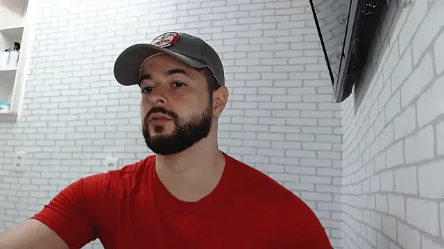 Snapshot of BombeiroHotx chatting on 09-17-25, 09:16 BombeiroHotx online show from 09-17-25, 09:16