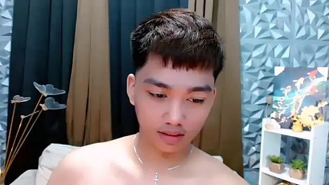 Snapshot of Mister_officer69 chatting on 09-09-25, 01:38 Mister officer69 online show from 09-09-25, 01:38