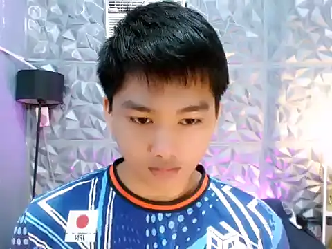 Snapshot of Mister_officer69 chatting on 12-03-25, 09:13 Mister officer69 online show from 12-03-25, 09:13