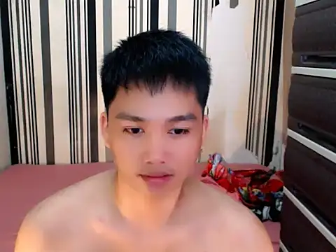 Snapshot of Mister_officer69 chatting on 02-14-26, 01:08 Mister officer69 online show from 02-14-26, 01:08