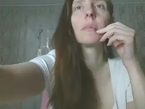 CandiCole online show from 11-17-25, 05:46