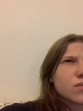 Snapshot of Leya_F chatting on 10-02-25, 05:20 Leya F online show from 10-02-25, 05:20