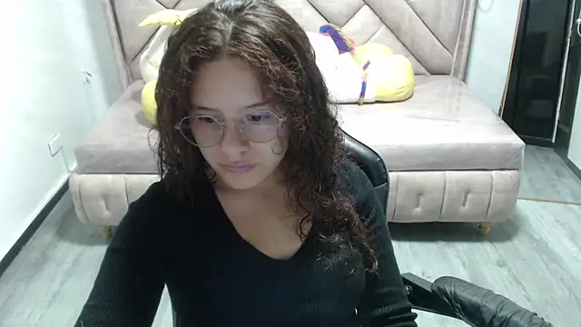 Velvet Moon V online show from 11-10-25, 01:10