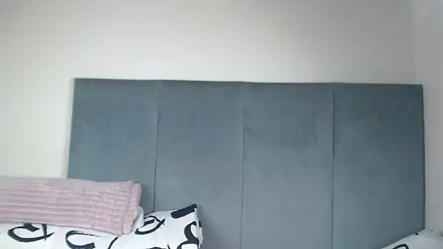 Jah-Queen online show from 02-11-26, 05:51