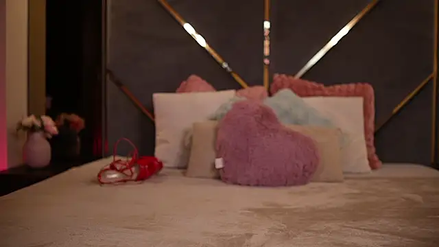 Snapshot of _ChloeLee_ chatting on 01-10-26, 06:04 ChloeLee online show from 01-10-26, 06:04