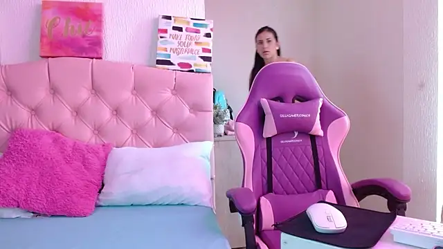 Charlote lowen online show from 09-10-25, 11:54