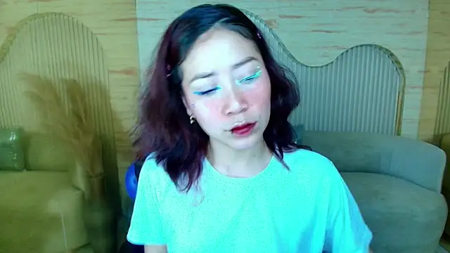 valentina r  online show from 10-19-25, 03:18