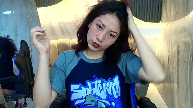 valentina r  online show from 02-05-26, 03:11