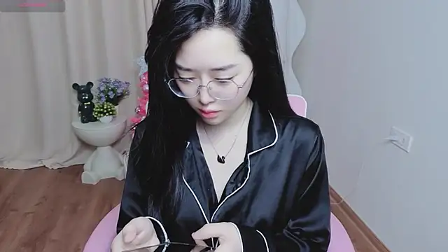 Miu-999 online show from 12-22-25, 02:19