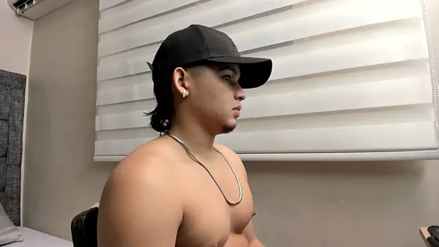 Riky Strong online show from 11-07-25, 03:17