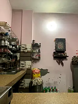 Snapshot of amitsharma7868 chatting on 10-29-25, 01:35 amitsharma7868 online show from 10-29-25, 01:35