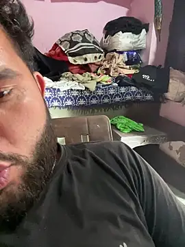 Snapshot of amitsharma7868 chatting on 11-05-25, 08:47 amitsharma7868 online show from 11-05-25, 08:47