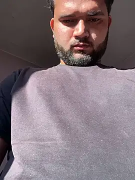 Snapshot of amitsharma7868 chatting on 11-30-25, 03:32 amitsharma7868 online show from 11-30-25, 03:32