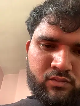 Snapshot of amitsharma7868 chatting on 12-01-25, 06:40 amitsharma7868 online show from 12-01-25, 06:40