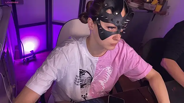 Snapshot of cutemilana_sexwife chatting on 11-09-25, 02:48 cutemilana sexwife online show from 11-09-25, 02:48