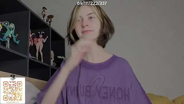 Snapshot of bertamimi chatting on 09-28-25, 06:46 bertamimi online show from 09-28-25, 06:46