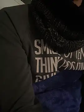 Snapshot of Yasar-Xxxl chatting on 02-11-26, 01:38 Yasar-Xxxl online show from 02-11-26, 01:38