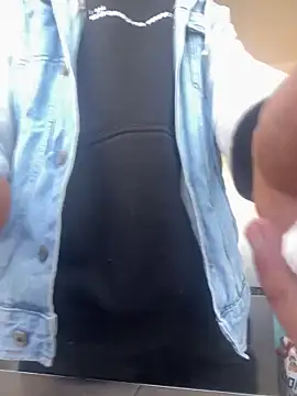 Snapshot of Yasar-Xxxl chatting on 02-15-26, 03:31 Yasar-Xxxl online show from 02-15-26, 03:31