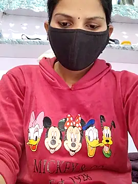 poojam93 online show from 12-04-25, 02:54