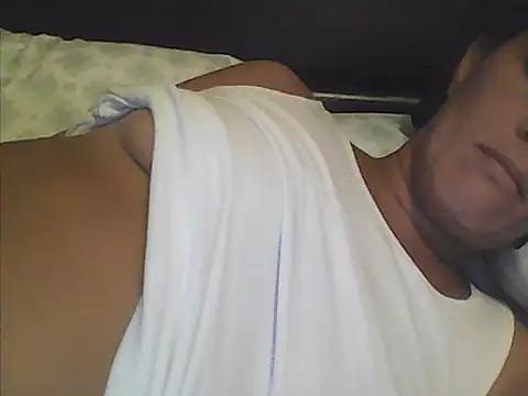 sarahkat86 online show from 12-13-25, 07:53