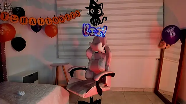 Jade rey  online show from 10-26-25, 03:34