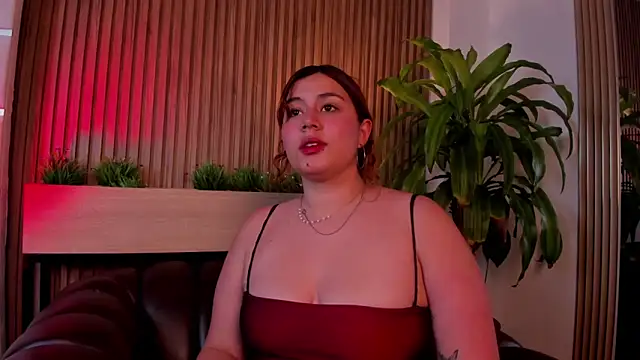 AdelaTaylor online show from 10-05-25, 10:07