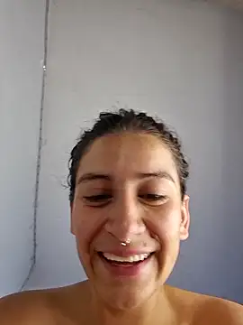 aytanna torrez online show from 11-22-25, 11:53