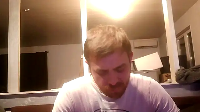 Snapshot of Bikerhot883hd chatting on 10-28-25, 05:48 Bikerhot883hd online show from 10-28-25, 05:48