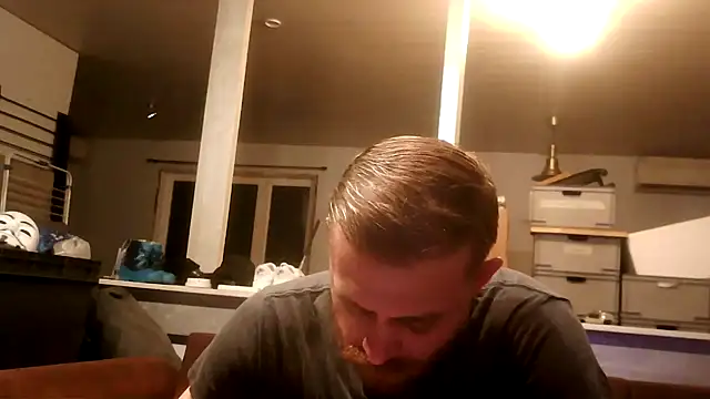 Snapshot of Bikerhot883hd chatting on 11-15-25, 02:09 Bikerhot883hd online show from 11-15-25, 02:09