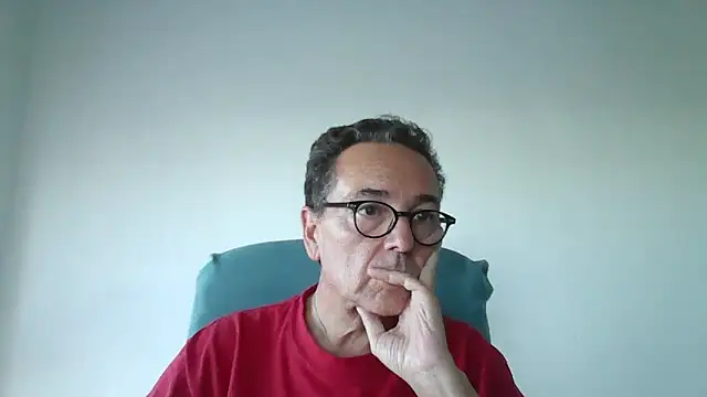 Snapshot of KeepCoolForever chatting on 10-23-25, 04:17 KeepCoolForever online show from 10-23-25, 04:17