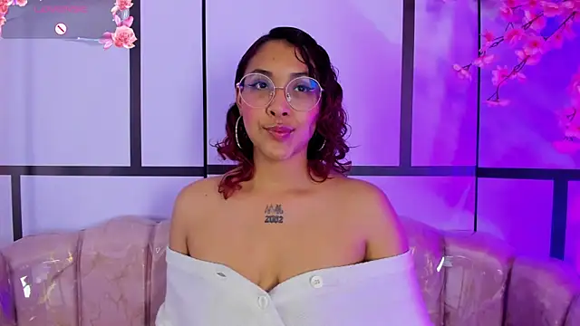 Olivejoness online show from 09-19-25, 05:42