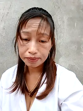 Snapshot of ngocngoc_cute chatting on 09-12-25, 02:00 ngocngoc cute online show from 09-12-25, 02:00