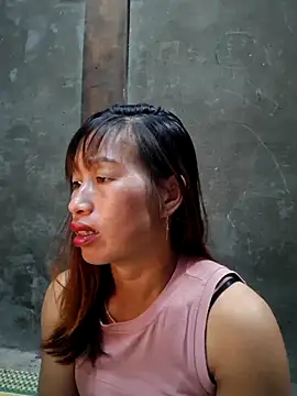 Snapshot of ngocngoc_cute chatting on 10-09-25, 01:09 ngocngoc cute online show from 10-09-25, 01:09