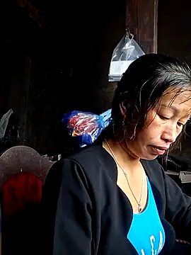 Snapshot of ngocngoc_cute chatting on 11-09-25, 02:32 ngocngoc cute online show from 11-09-25, 02:32