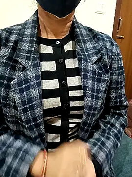 soni yhakur online show from 12-20-25, 10:00