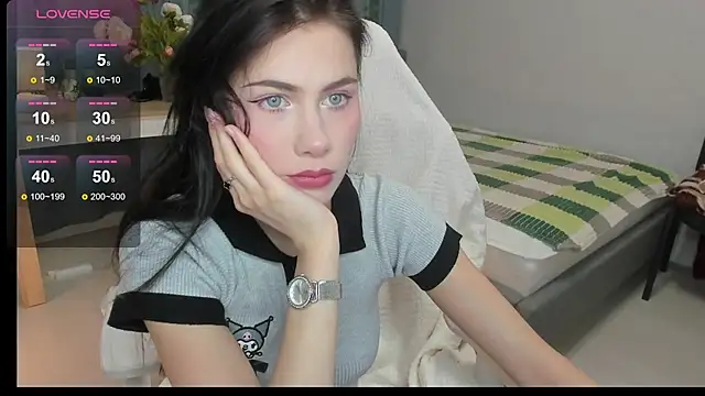 Snapshot of Vanellopes chatting on 01-13-26, 12:32 Vanellopes online show from 01-13-26, 12:32