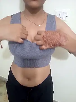 Neha Tyagi online show from 09-28-25, 06:30