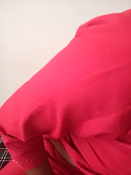 Neha Tyagi online show from 10-07-25, 05:04