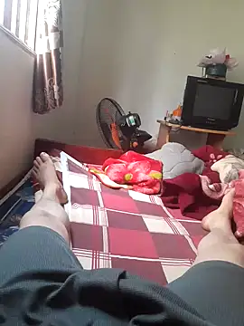 Brongiep online show from 11-13-25, 05:28