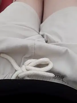 Brongiep online show from 11-17-25, 09:37