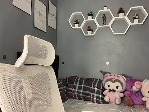 lelasohna online show from 11-16-25, 11:38